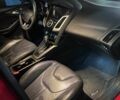 Червоний Форд Фокус, об'ємом двигуна 2 л та пробігом 185 тис. км за 8500 $, фото 3 на Automoto.ua