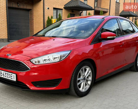 Червоний Форд Фокус, об'ємом двигуна 2 л та пробігом 145 тис. км за 8300 $, фото 3 на Automoto.ua