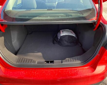 Червоний Форд Фокус, об'ємом двигуна 2 л та пробігом 118 тис. км за 8000 $, фото 5 на Automoto.ua