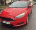 Красный Форд Фокус, объемом двигателя 2 л и пробегом 130 тыс. км за 8800 $, фото 1 на Automoto.ua