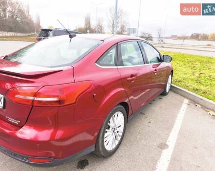 Красный Форд Фокус, объемом двигателя 2 л и пробегом 198 тыс. км за 10500 $, фото 7 на Automoto.ua