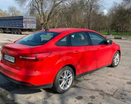 Червоний Форд Фокус, об'ємом двигуна 2 л та пробігом 118 тис. км за 8000 $, фото 2 на Automoto.ua