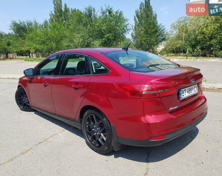 Форд Фокус 2016 в Одессе на Automoto.ua Красный Форд Фокус, объемом двигателя 2 л и пробегом 190 тыс. км за 7800 $, фото 2 на Automoto.ua