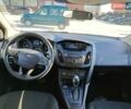 Червоний Форд Фокус, об'ємом двигуна 2 л та пробігом 106 тис. км за 10500 $, фото 4 на Automoto.ua