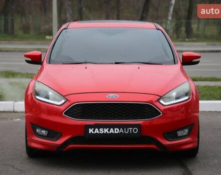Червоний Форд Фокус, об'ємом двигуна 2 л та пробігом 195 тис. км за 7500 $, фото 1 на Automoto.ua