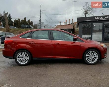 Червоний Форд Фокус, об'ємом двигуна 2 л та пробігом 199 тис. км за 9790 $, фото 3 на Automoto.ua