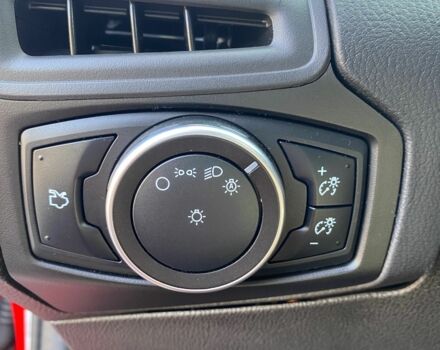 Червоний Форд Фокус, об'ємом двигуна 2 л та пробігом 118 тис. км за 8000 $, фото 10 на Automoto.ua