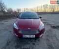 Красный Форд Фокус, объемом двигателя 2 л и пробегом 72 тыс. км за 10000 $, фото 1 на Automoto.ua