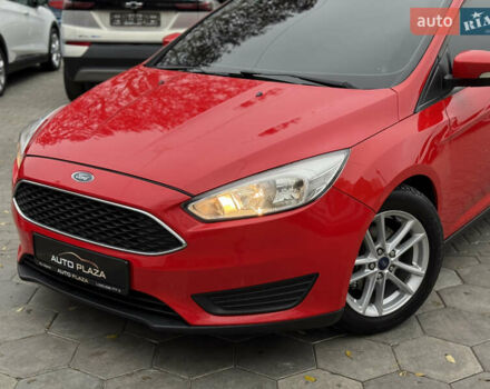 Червоний Форд Фокус, об'ємом двигуна 2 л та пробігом 92 тис. км за 7900 $, фото 9 на Automoto.ua