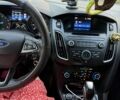 Червоний Форд Фокус, об'ємом двигуна 2 л та пробігом 240 тис. км за 8300 $, фото 5 на Automoto.ua