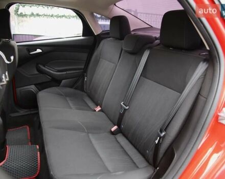 Червоний Форд Фокус, об'ємом двигуна 2 л та пробігом 195 тис. км за 7500 $, фото 7 на Automoto.ua