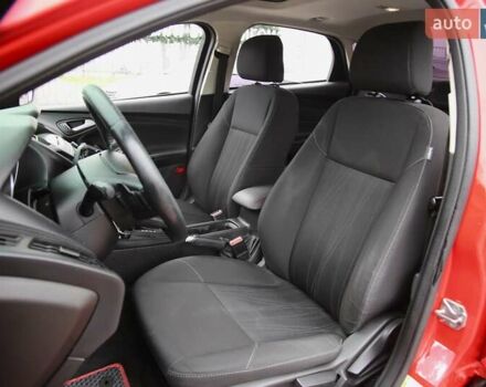 Червоний Форд Фокус, об'ємом двигуна 2 л та пробігом 195 тис. км за 7500 $, фото 6 на Automoto.ua