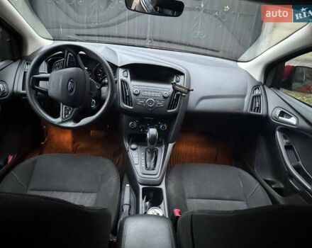 Красный Форд Фокус, объемом двигателя 1 л и пробегом 50 тыс. км за 7000 $, фото 9 на Automoto.ua