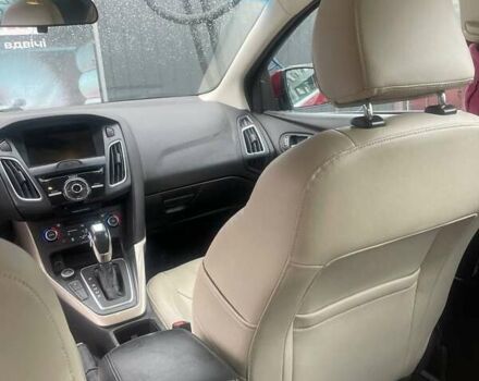 Красный Форд Фокус, объемом двигателя 2 л и пробегом 110 тыс. км за 10350 $, фото 13 на Automoto.ua