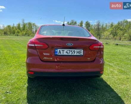 Форд Фокус 2018 в Калуше на Automoto.ua Красный Форд Фокус, объемом двигателя 2 л и пробегом 125 тыс. км за 8000 $, фото 3 на Automoto.ua