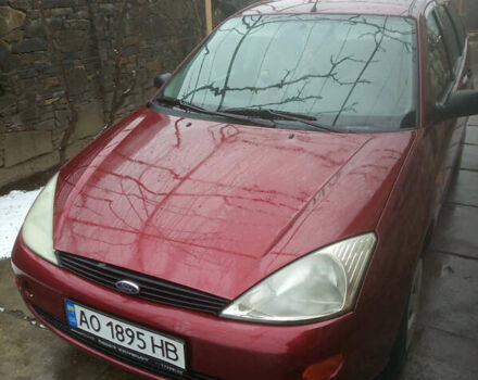 Красный Форд Фокус, объемом двигателя 1.9 л и пробегом 320 тыс. км за 2500 $, фото 4 на Automoto.ua