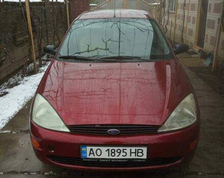 Красный Форд Фокус, объемом двигателя 1.9 л и пробегом 320 тыс. км за 2500 $, фото 1 на Automoto.ua