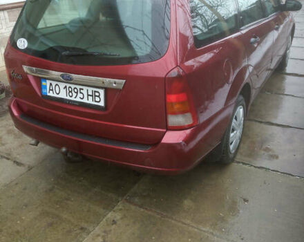 Красный Форд Фокус, объемом двигателя 1.9 л и пробегом 320 тыс. км за 2500 $, фото 2 на Automoto.ua