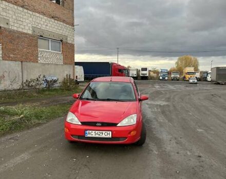 Красный Форд Фокус, объемом двигателя 1.75 л и пробегом 285 тыс. км за 2950 $, фото 1 на Automoto.ua