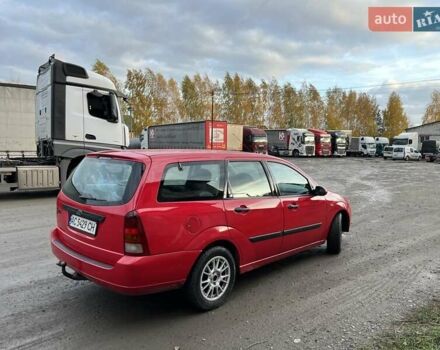 Красный Форд Фокус, объемом двигателя 1.75 л и пробегом 285 тыс. км за 2950 $, фото 5 на Automoto.ua