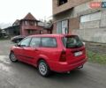 Красный Форд Фокус, объемом двигателя 1.75 л и пробегом 285 тыс. км за 2950 $, фото 9 на Automoto.ua
