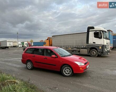 Красный Форд Фокус, объемом двигателя 1.75 л и пробегом 285 тыс. км за 2950 $, фото 3 на Automoto.ua