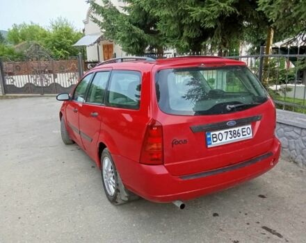 Красный Форд Фокус, объемом двигателя 1.6 л и пробегом 320 тыс. км за 2400 $, фото 4 на Automoto.ua