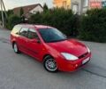 Красный Форд Фокус, объемом двигателя 1.6 л и пробегом 365 тыс. км за 1800 $, фото 1 на Automoto.ua