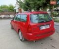Красный Форд Фокус, объемом двигателя 1.6 л и пробегом 323 тыс. км за 2800 $, фото 5 на Automoto.ua