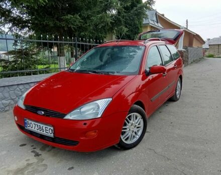 Красный Форд Фокус, объемом двигателя 1.6 л и пробегом 320 тыс. км за 2400 $, фото 1 на Automoto.ua