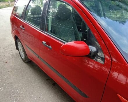 Красный Форд Фокус, объемом двигателя 1.6 л и пробегом 320 тыс. км за 2400 $, фото 6 на Automoto.ua