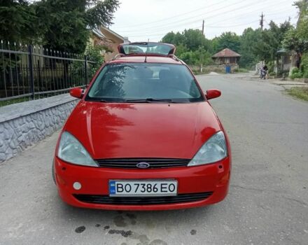 Красный Форд Фокус, объемом двигателя 1.6 л и пробегом 320 тыс. км за 2400 $, фото 2 на Automoto.ua