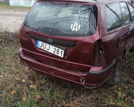 Красный Форд Фокус, объемом двигателя 1.8 л и пробегом 300 тыс. км за 300 $, фото 2 на Automoto.ua