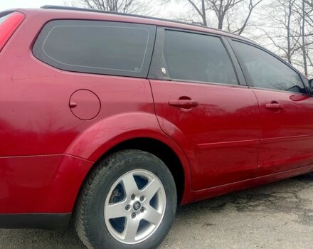 Красный Форд Фокус, объемом двигателя 1.6 л и пробегом 190 тыс. км за 4500 $, фото 3 на Automoto.ua