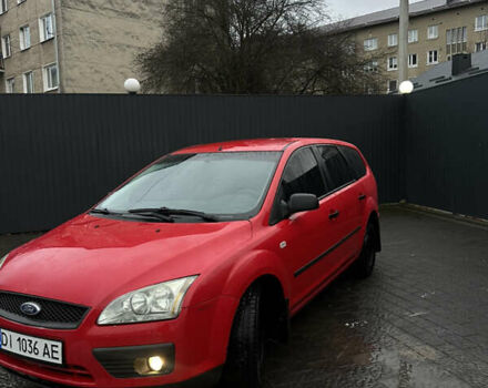 Красный Форд Фокус, объемом двигателя 1.56 л и пробегом 262 тыс. км за 3599 $, фото 2 на Automoto.ua