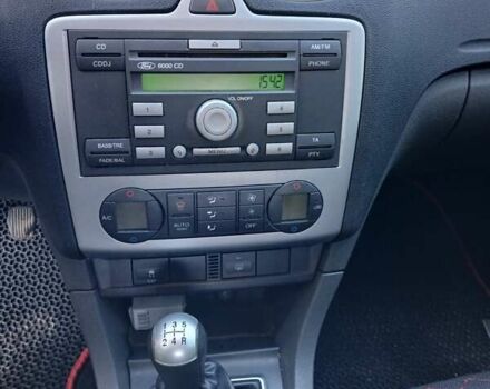 Червоний Форд Фокус, об'ємом двигуна 1.6 л та пробігом 260 тис. км за 4700 $, фото 16 на Automoto.ua