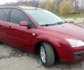 Красный Форд Фокус, объемом двигателя 1.6 л и пробегом 190 тыс. км за 4500 $, фото 2 на Automoto.ua
