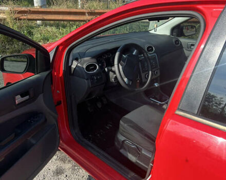 Красный Форд Фокус, объемом двигателя 1.6 л и пробегом 264 тыс. км за 4900 $, фото 13 на Automoto.ua