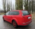 Красный Форд Фокус, объемом двигателя 1.6 л и пробегом 350 тыс. км за 2350 $, фото 5 на Automoto.ua