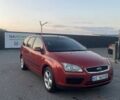 Красный Форд Фокус, объемом двигателя 1.6 л и пробегом 372 тыс. км за 4414 $, фото 1 на Automoto.ua