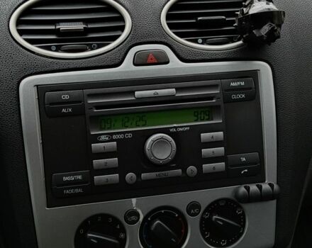 Червоний Форд Фокус, об'ємом двигуна 0 л та пробігом 400 тис. км за 2500 $, фото 6 на Automoto.ua