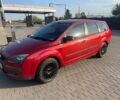 Червоний Форд Фокус, об'ємом двигуна 2 л та пробігом 197 тис. км за 4400 $, фото 1 на Automoto.ua