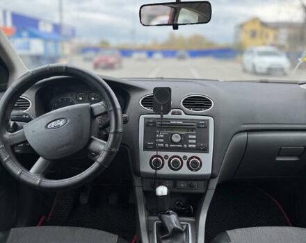 Форд Фокус 2006 в Долине на Automoto.ua Красный Форд Фокус, объемом двигателя 1.6 л и пробегом 257 тыс. км за 3700 $, фото 1 на Automoto.ua