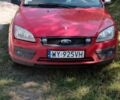 Красный Форд Фокус, объемом двигателя 1.6 л и пробегом 400 тыс. км за 1698 $, фото 1 на Automoto.ua