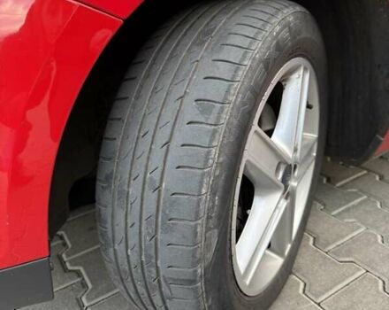 Красный Форд Фокус, объемом двигателя 1.6 л и пробегом 197 тыс. км за 4900 $, фото 4 на Automoto.ua