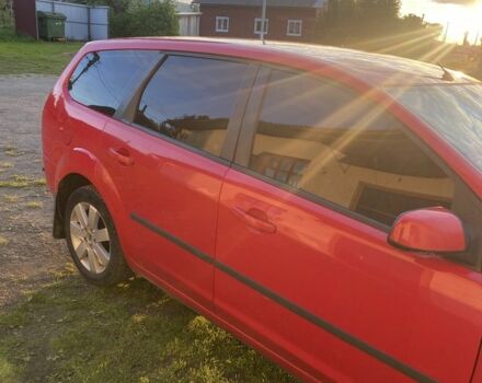 Червоний Форд Фокус, об'ємом двигуна 1.8 л та пробігом 260 тис. км за 3750 $, фото 3 на Automoto.ua