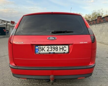 Красный Форд Фокус, объемом двигателя 1.6 л и пробегом 197 тыс. км за 4900 $, фото 7 на Automoto.ua