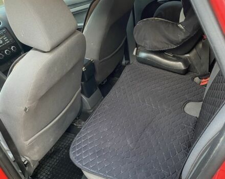 Червоний Форд Фокус, об'ємом двигуна 1.8 л та пробігом 260 тис. км за 3750 $, фото 9 на Automoto.ua