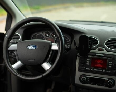 Форд Фокус 2007 у Івано-Франківську на Automoto.ua Червоний Форд Фокус, об'ємом двигуна 2 л та пробігом 210 тис. км за 5200 $, фото 5 на Automoto.ua