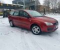 Червоний Форд Фокус, об'ємом двигуна 1.4 л та пробігом 250 тис. км за 3650 $, фото 4 на Automoto.ua